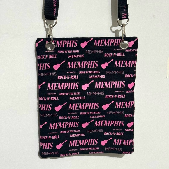 🎉4 FOR $10🎉 NWT Memphis Crossbody - Picture 2 of 3